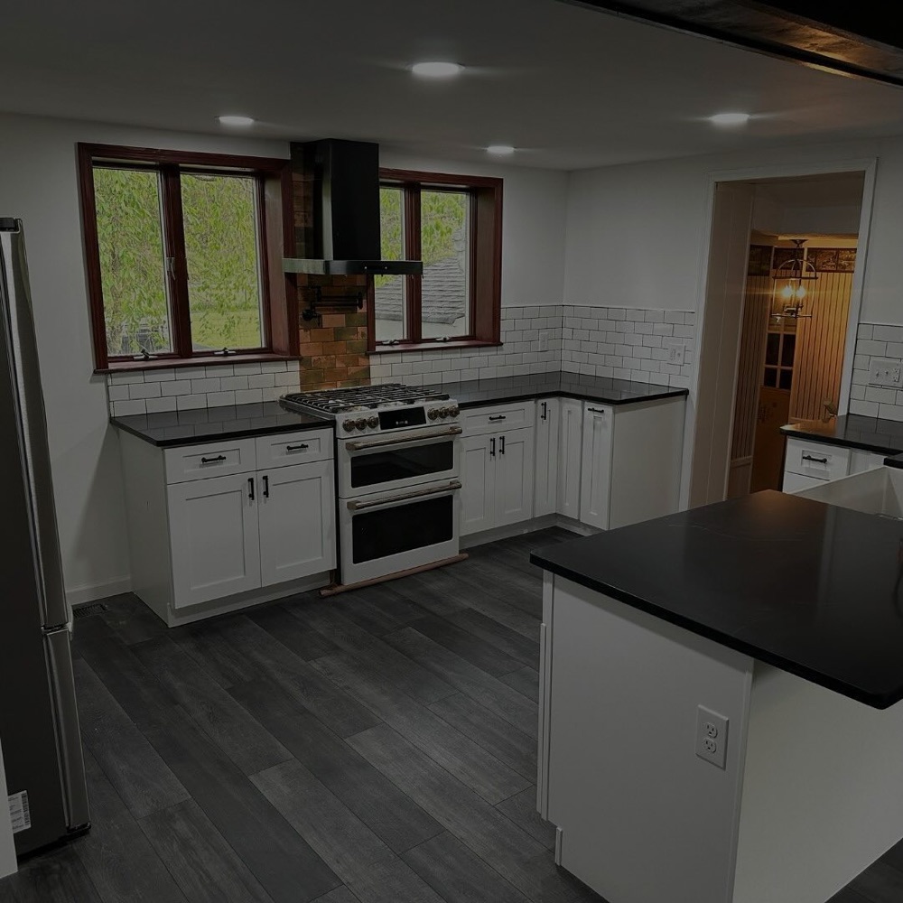 Kitchen after remodeling by Tesa Remodeling